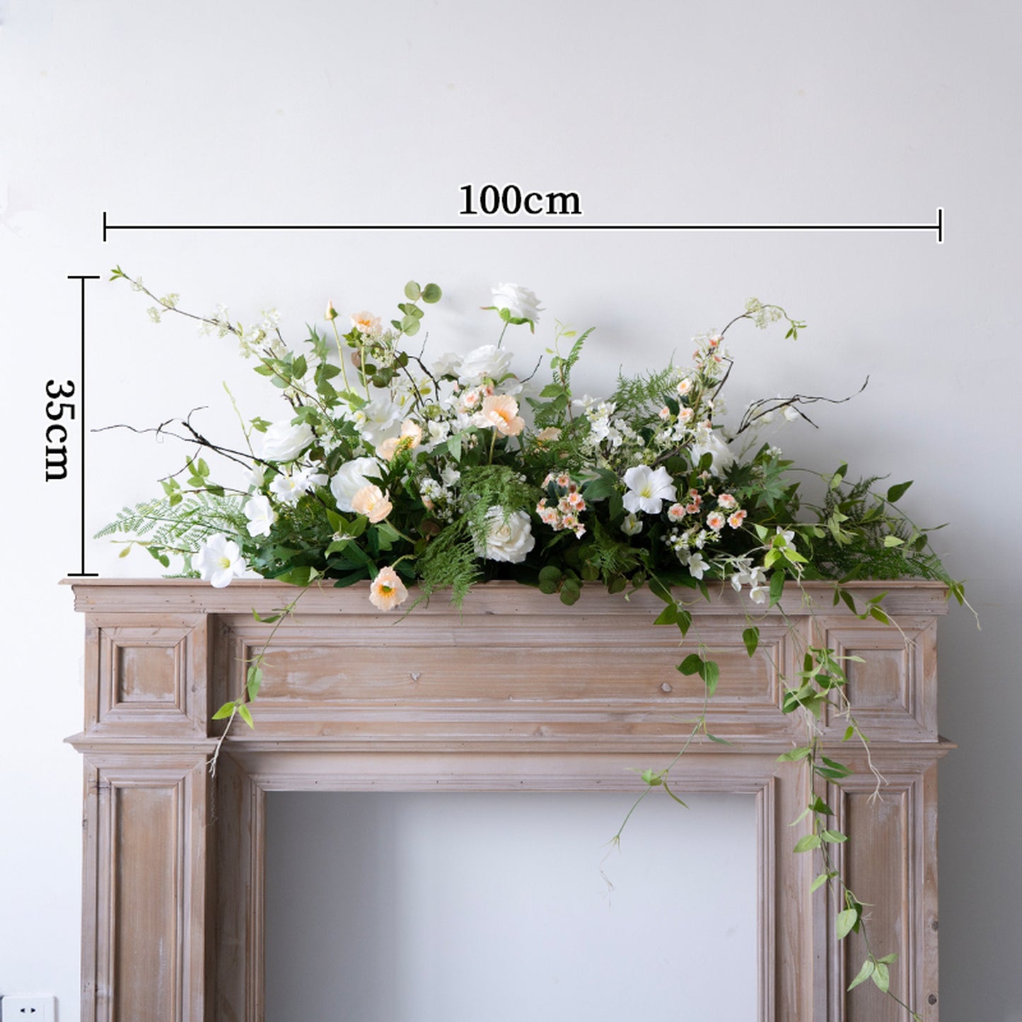 White Floral Table Arrangement – Wedding Table Decor