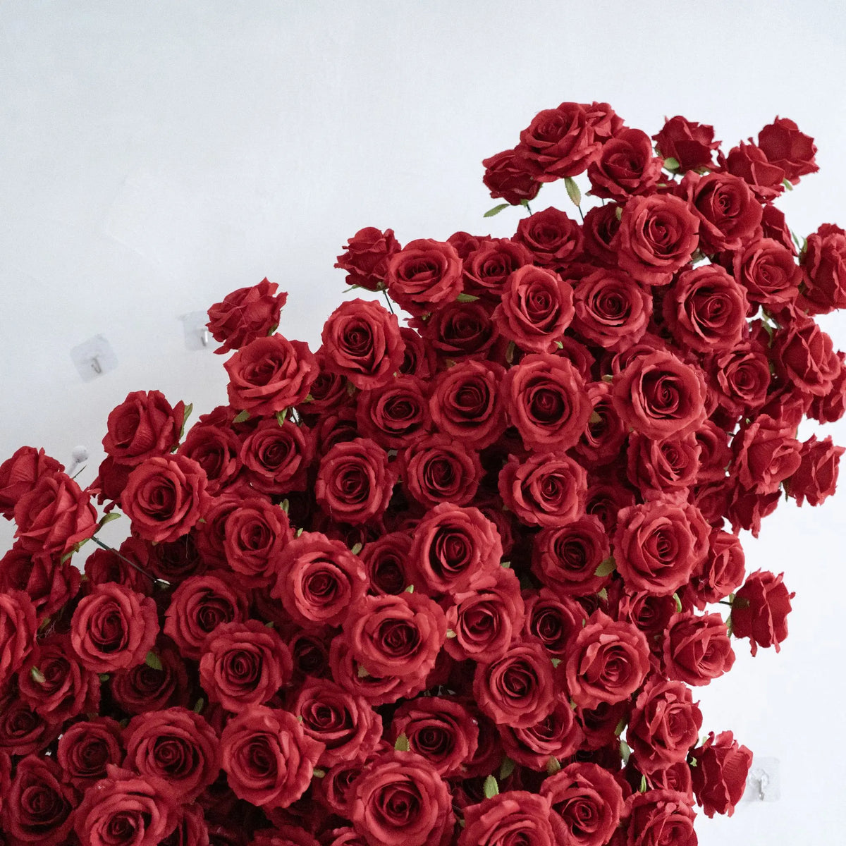 Red Butterfly Floral Horn Arch for Wedding Ceremony & Reception – Bridal Backdrop & Photo Zone Decoration