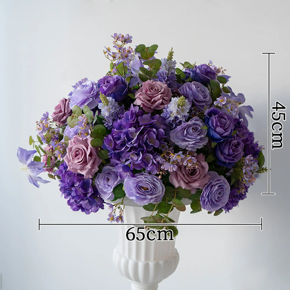 Purple Floral Centerpiece ā Wedding Table Decor
