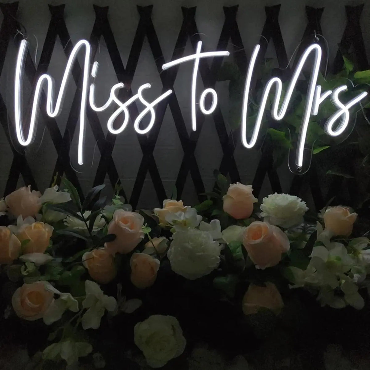22 inches Miss To Mrs Neon Sign LED Dimmable Wedding Light Up Signs Wall Decor for Wedding Party Proposal Decor