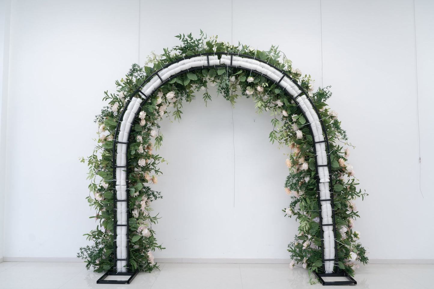 Single Sided Floral Wedding Arch for Ceremony & Reception – Bridal Backdrop Decoration, 7.9×7.9 ft