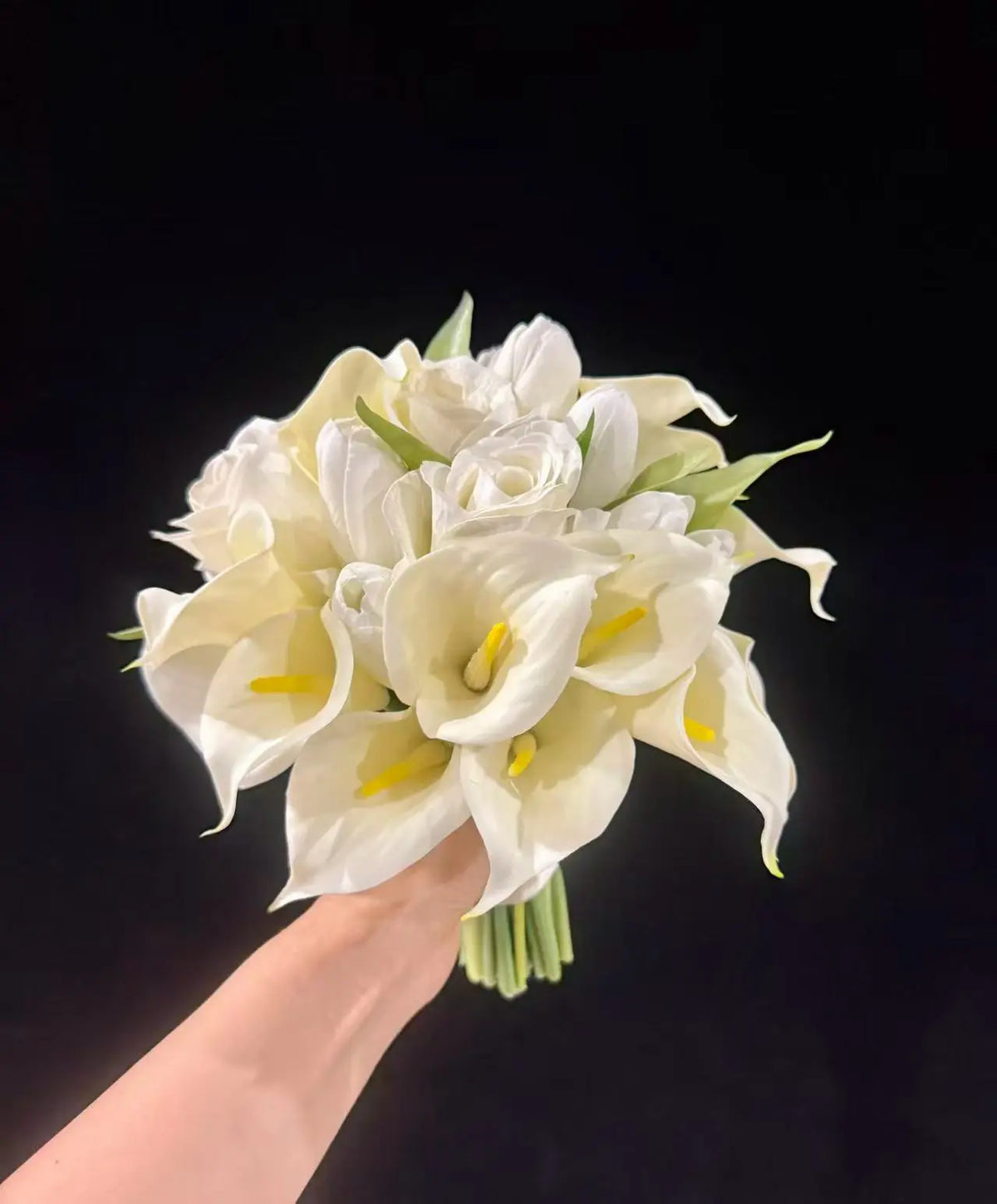 Modern White Calla Lily Bridal Bouquet by Rosy Flower Wall — luxury bridal bouquet for weddings and events