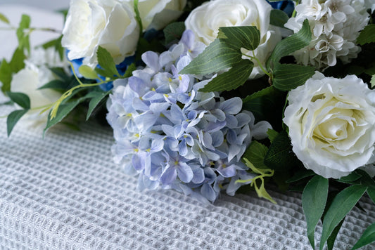 Blue & White Floral Table Arrangement – Wedding Table Decor