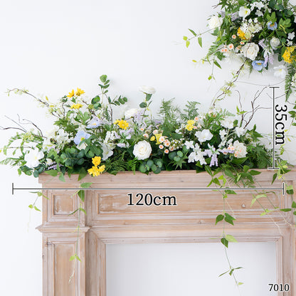 White Garden Floral Table Arrangement – Wedding Table Decor