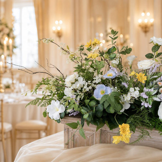 Composizione Floreale da Tavolo White Garden – Decorazione per Tavolo di Matrimonio