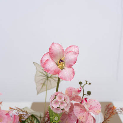 Pink Floral Table Arrangement – Wedding Table Decor