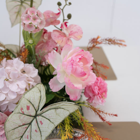 Composizione floreale da tavola rosa – Decorazione per tavolo da matrimonio