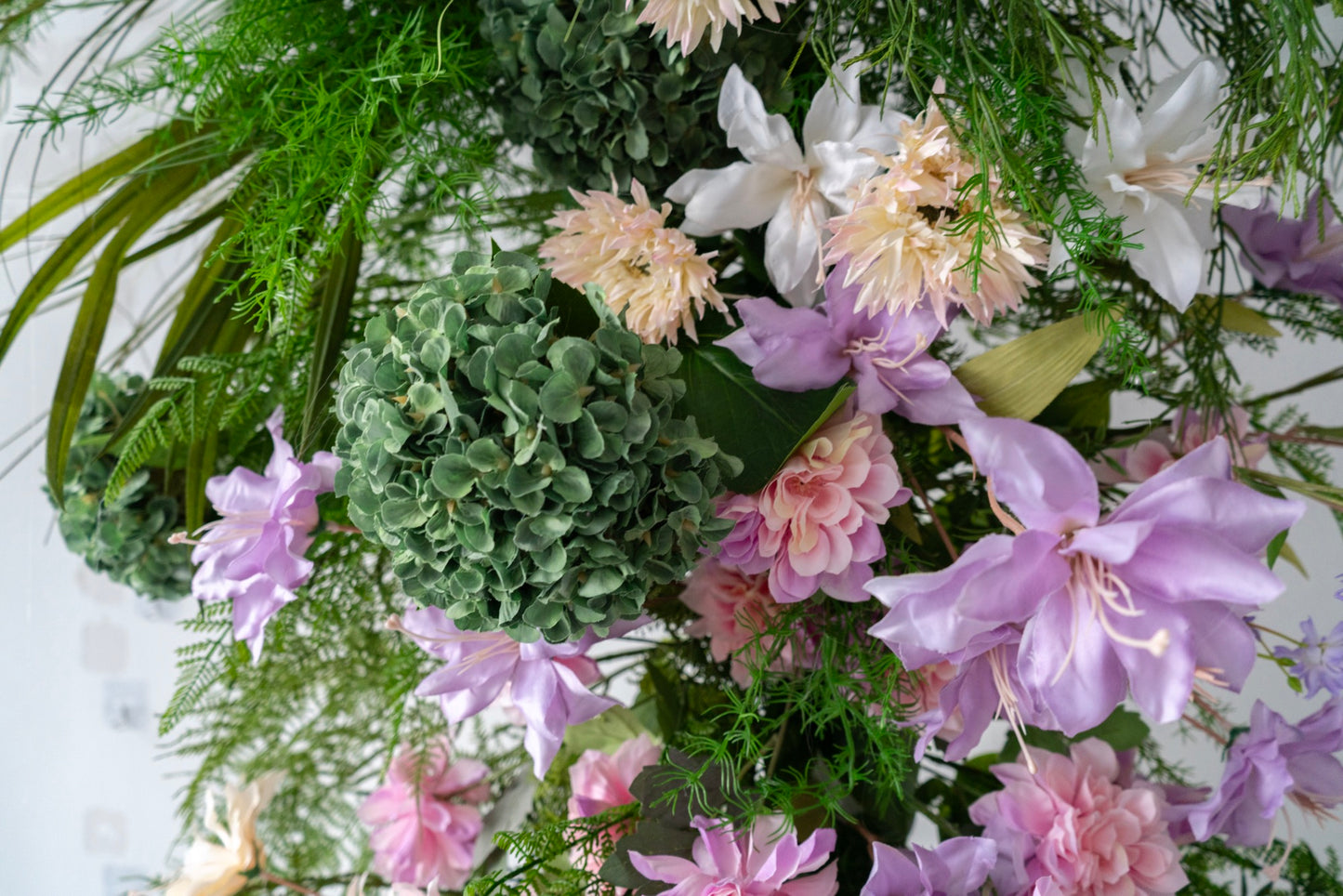 Monet Floral Horn Wedding Arch Set