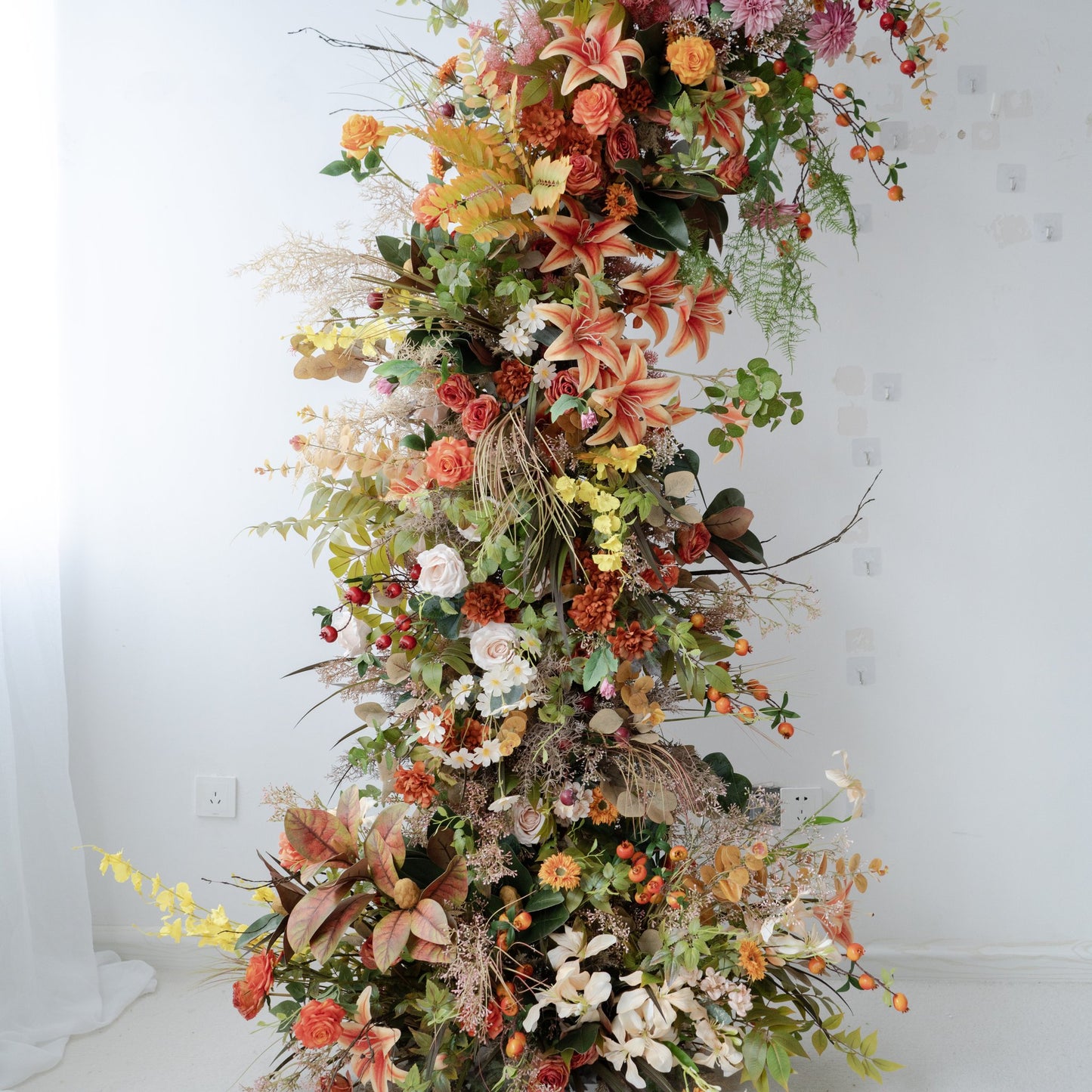 Horn Floral Arch for Wedding Ceremony & Reception – Bridal Backdrop & Photo Zone Decoration