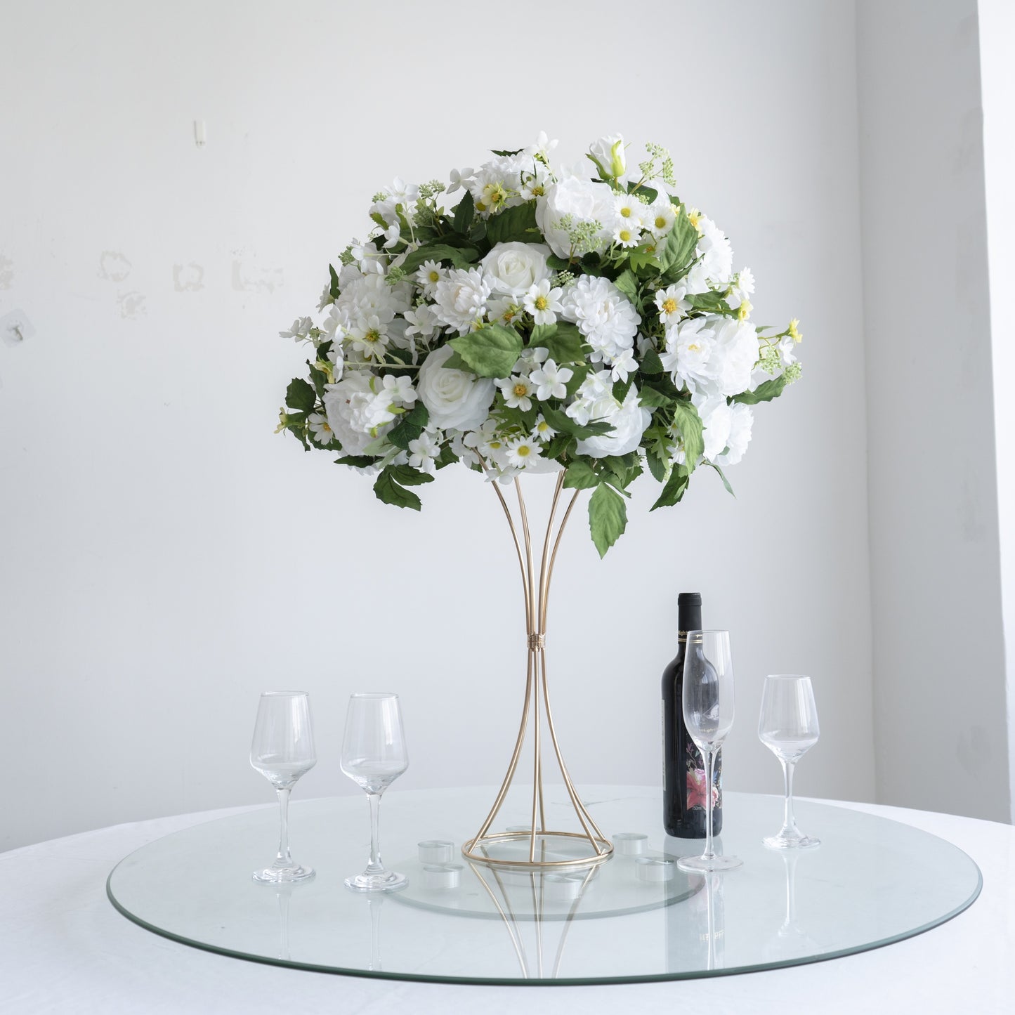 White & Greenery Floral Centerpiece – Wedding Table Decor