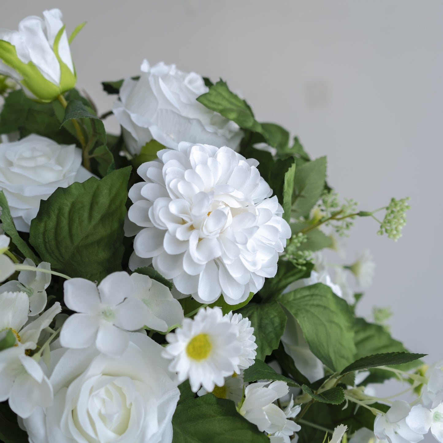White & Greenery Floral Centerpiece – Wedding Table Decor