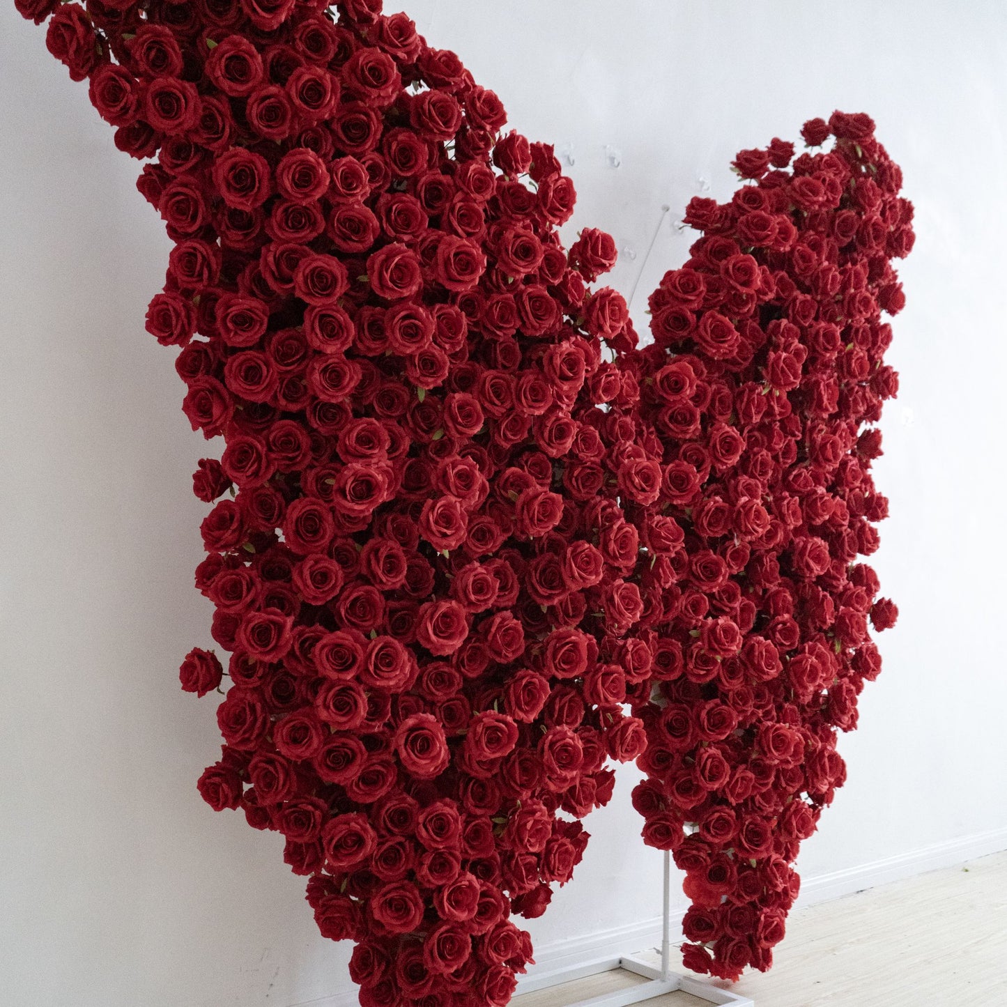 Red Butterfly Floral Horn Arch for Wedding Ceremony & Reception – Bridal Backdrop & Photo Zone Decoration