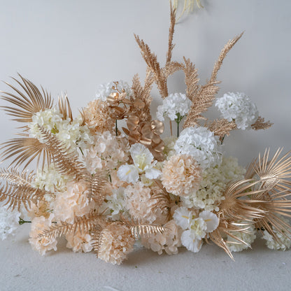 Fila floreale beige Pampas – Decorazione per corsia nuziale