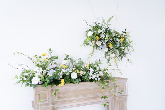 White Garden Floral Table Arrangement – Wedding Table Decor