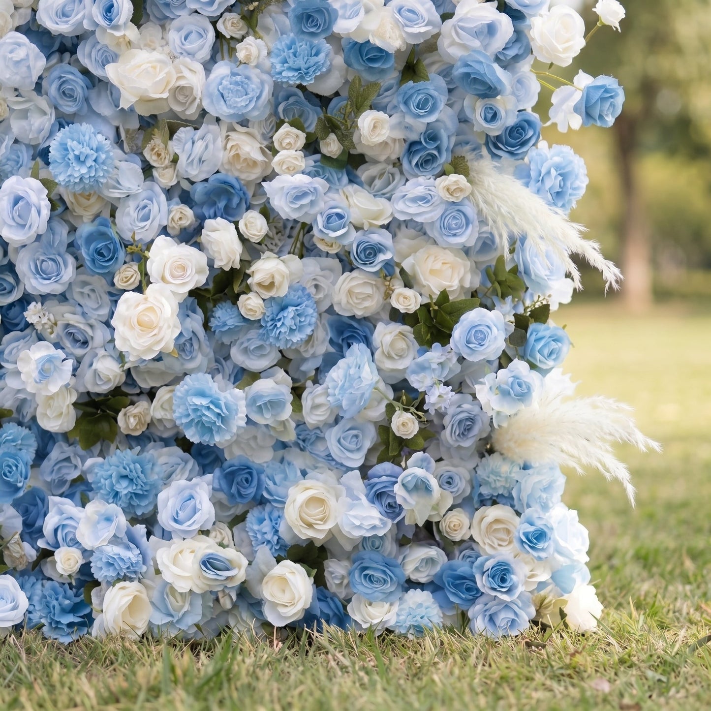 Blue and white rose backdrop detail