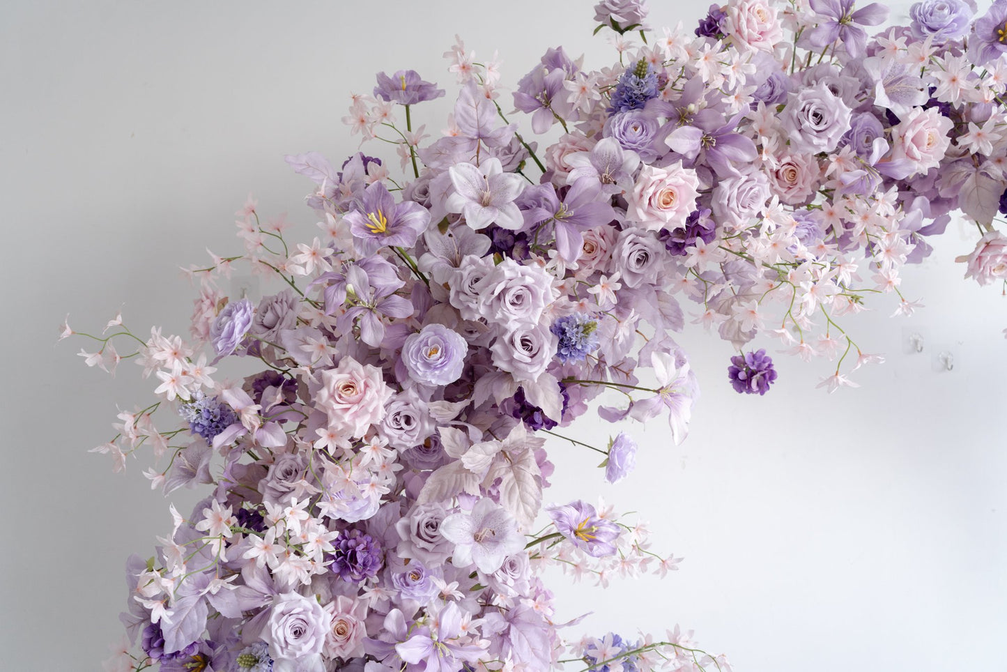 Purple Floral Horn Wedding Arch for Ceremony & Reception – Bridal Backdrop & Photo Zone Decoration