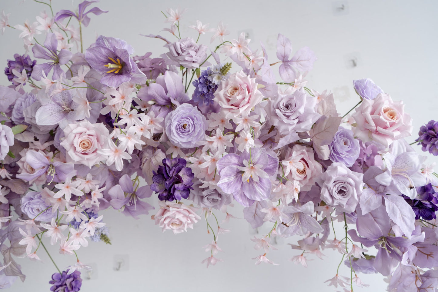 Purple Floral Horn Wedding Arch for Ceremony & Reception – Bridal Backdrop & Photo Zone Decoration