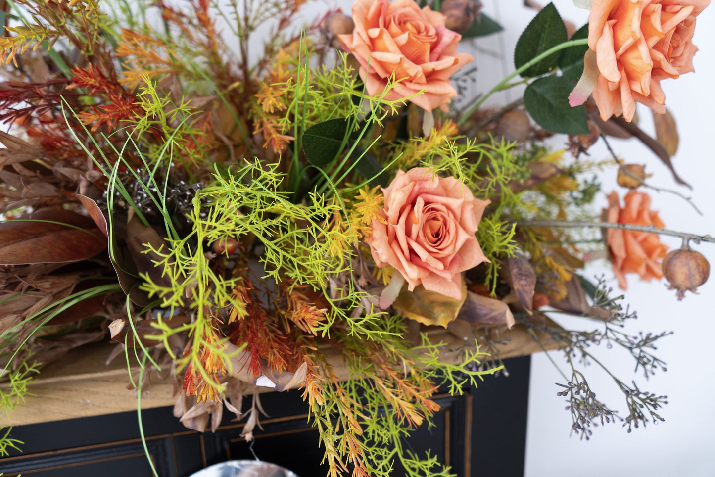 Orange Floral Table Arrangement – Wedding Table Decor
