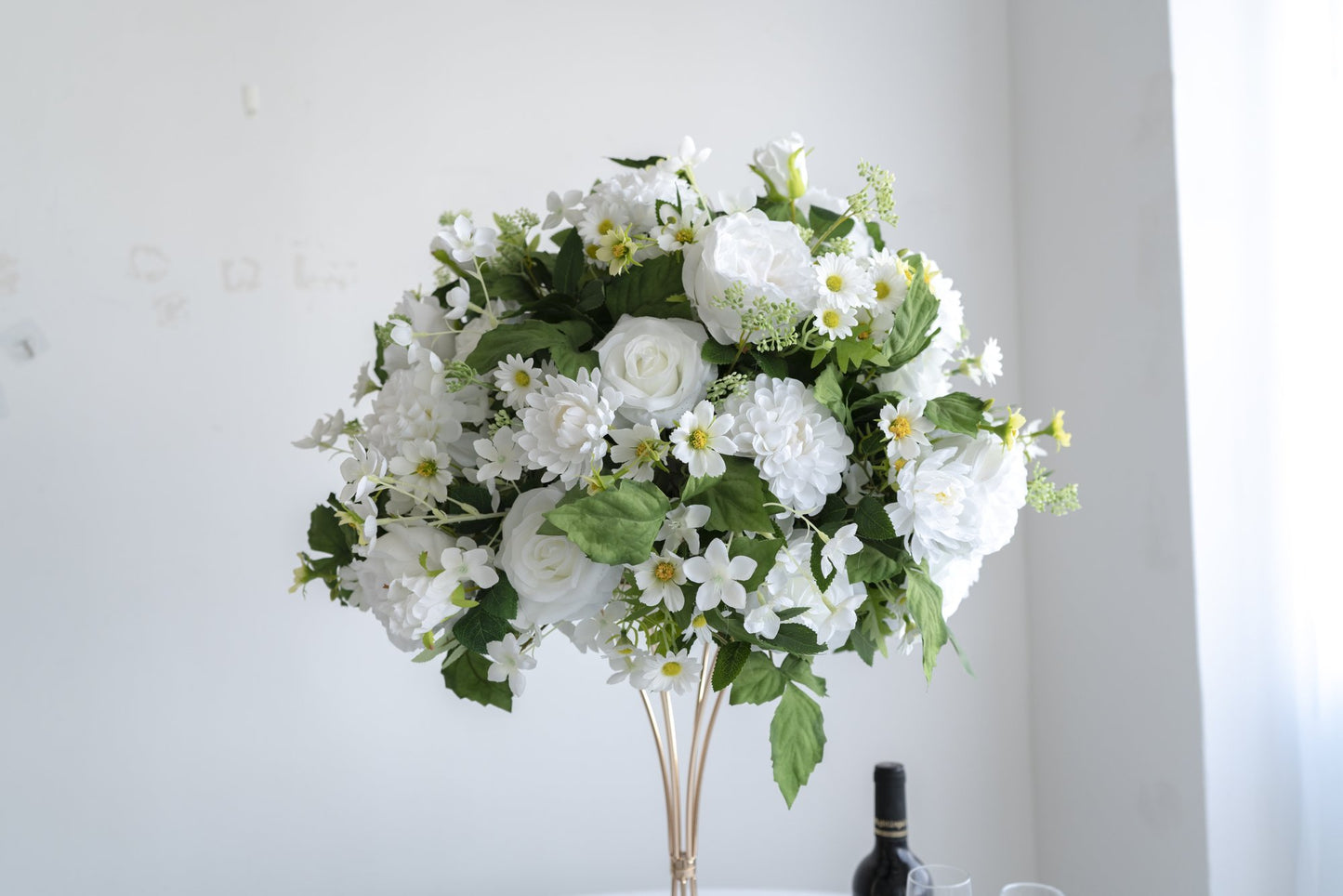 White & Greenery Floral Centerpiece – Wedding Table Decor