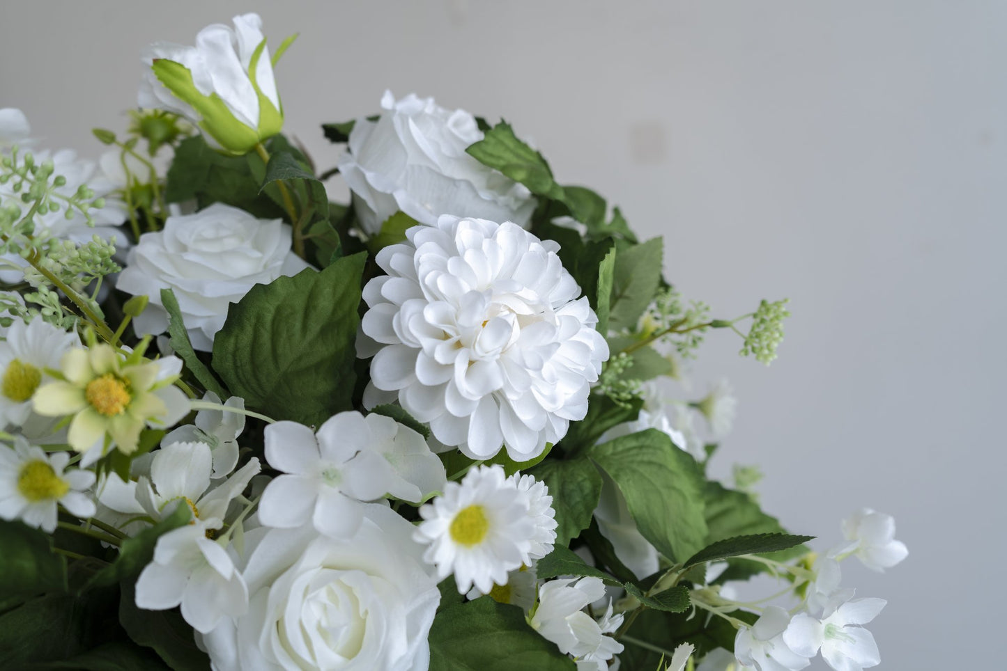 White & Greenery Floral Centerpiece – Wedding Table Decor