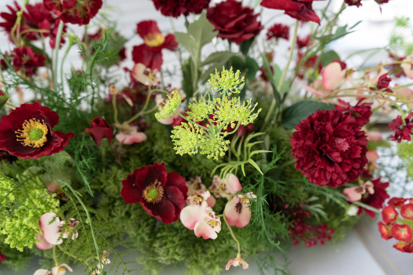 Red Floral Table Arrangement – Wedding Table Decor